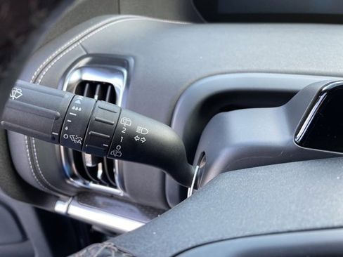 New 2026 Ford Expedition Max Platinum image 33