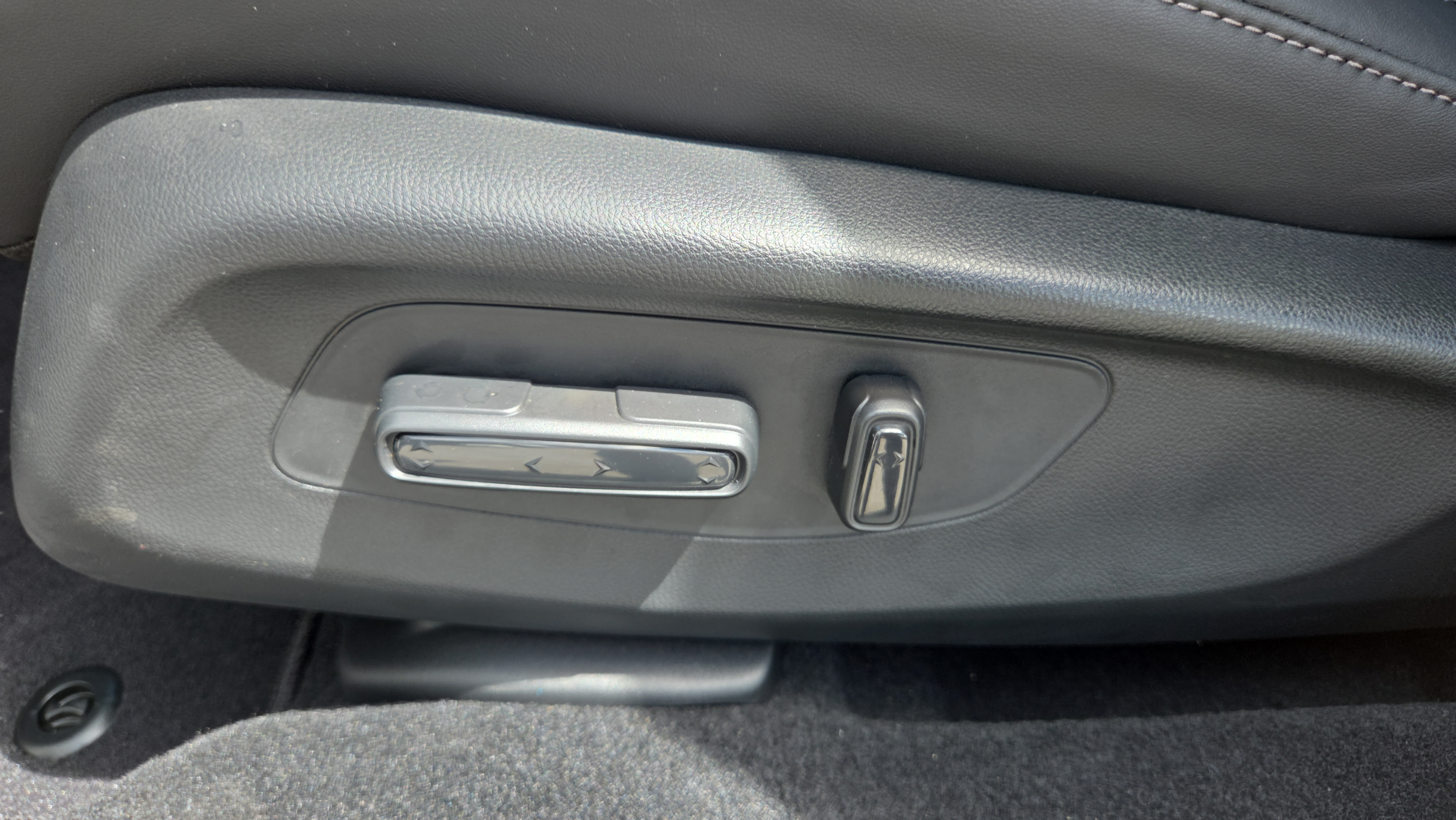 Certified 2026 Acura ADX FWD image 9