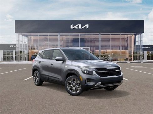 New 2026 Kia Seltos LX image 8