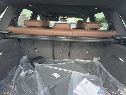 New 2026 BMW X5 xDrive50e w/ M Sport Package image 10