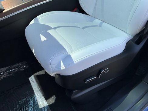 Used 2023 Tesla Model X AWD/4WD image 16