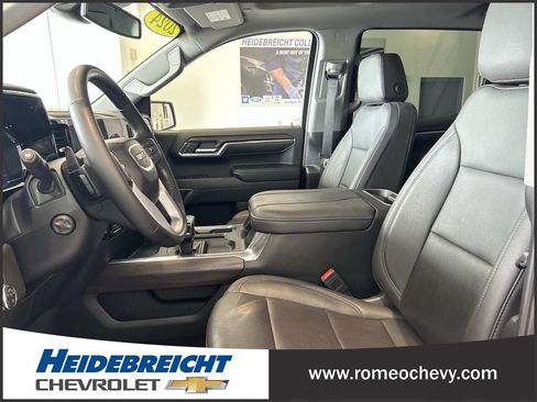 Used 2024 GMC Sierra 1500 SLT w/ SLT Convenience Package AWD/4WD image 13