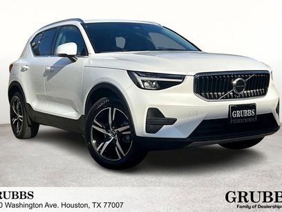 Certified 2025 Volvo XC40 B5 Core