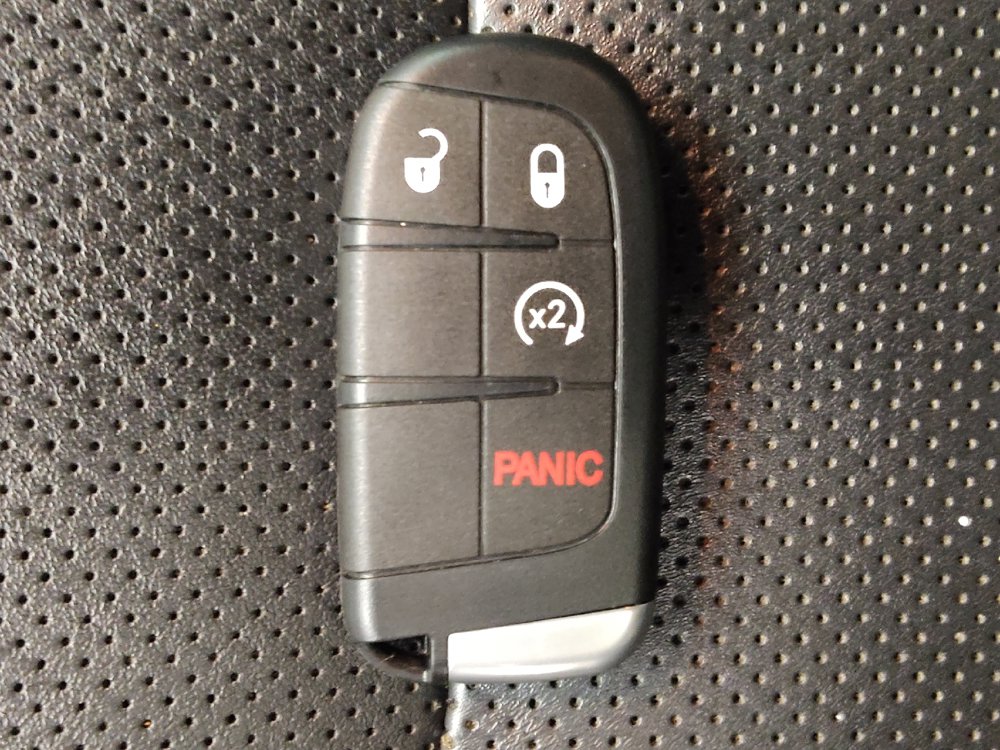 Used 2023 Jeep Cherokee Altitude Lux AWD/4WD image 32