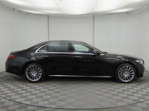 New 2026 Mercedes-Benz S 580 4MATIC Sedan image 4