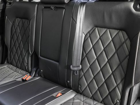 Used 2024 Volkswagen Atlas SEL Premium R-Line image 39