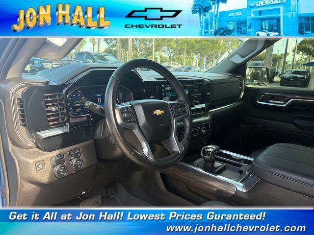Used 2024 Chevrolet Silverado 1500 LTZ w/ LTZ Convenience Package II AWD/4WD image 25