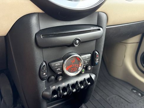 Used 2011 MINI Cooper Convertible FWD image 23
