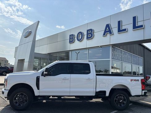Used 2023 Ford F350 XLT w/ XLT Premium Package AWD/4WD image 2