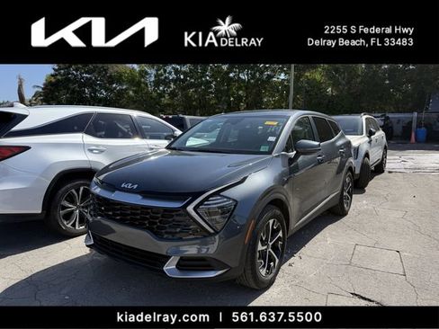 Certified 2024 Kia Sportage EX FWD image 9