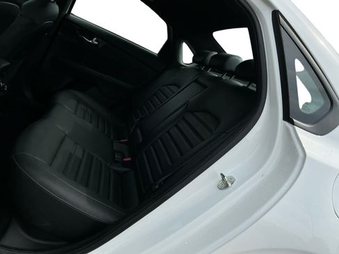 Used 2024 Kia Forte GT-Line w/ GT-Line Premium Package FWD image 13