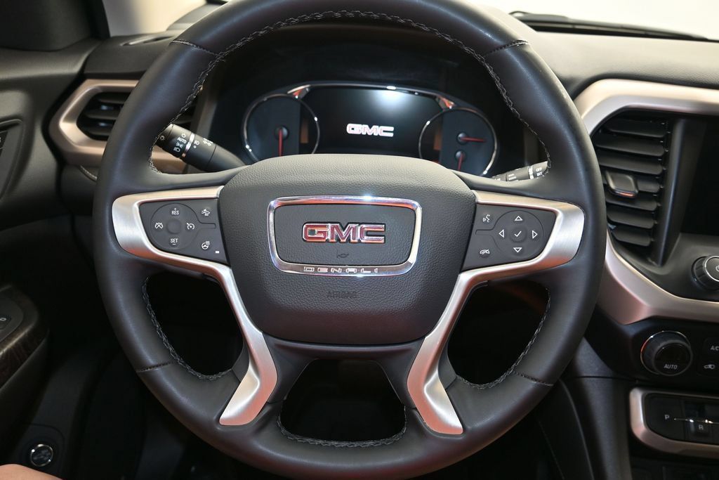 Certified 2023 GMC Acadia Denali w/ Black Diamond Edition FWD image 14