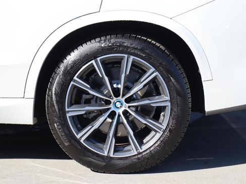 Used 2024 BMW X5 xDrive50e w/ Executive Package image 8