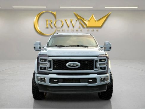 Used 2024 Ford F450 Limited w/ FX4 Off-Road Package image 3