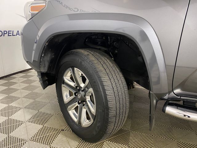 Certified 2017 Toyota Tacoma Limited w/ Tow Package AWD/4WD image 23