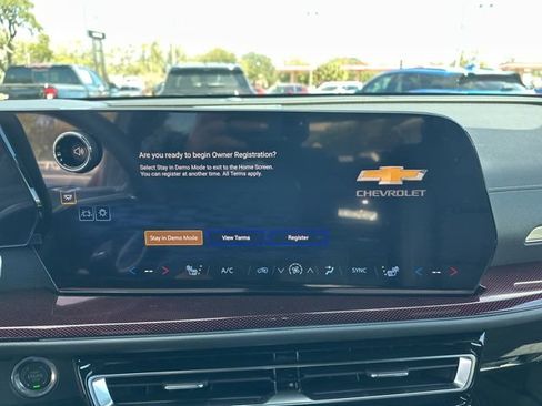 New 2026 Chevrolet Traverse Z71 w/ Enhanced Driving Package image 24