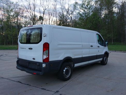 Used 2017 Ford Transit 250 148 Low Roof RWD image 5