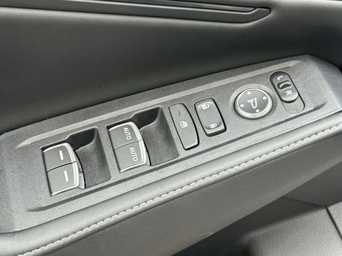 Used 2025 Honda Accord Sport image 14