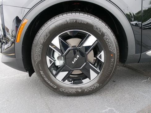 New 2026 Kia Sportage LX image 13