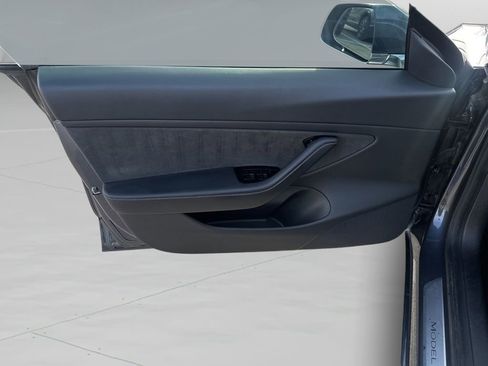 Used 2020 Tesla Model 3 Performance image 23