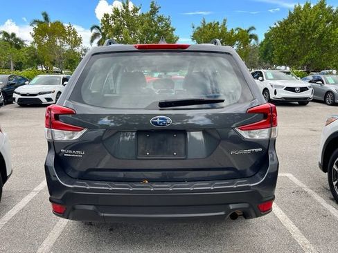 Used 2023 Subaru Forester AWD/4WD image 5