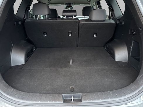 Certified 2022 Hyundai Santa Fe SE image 11