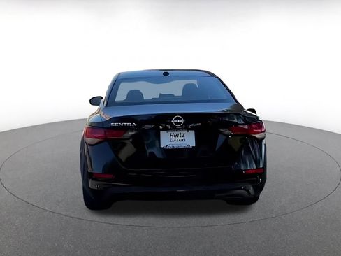 Used 2025 Nissan Sentra SV image 12