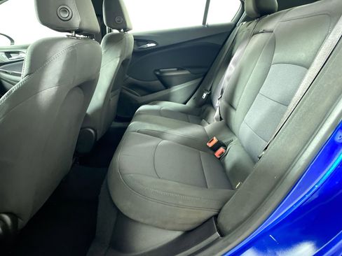 Used 2017 Chevrolet Cruze LT w/ RS Package image 21