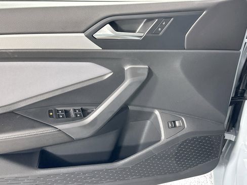 New 2025 Volkswagen Jetta SE image 15