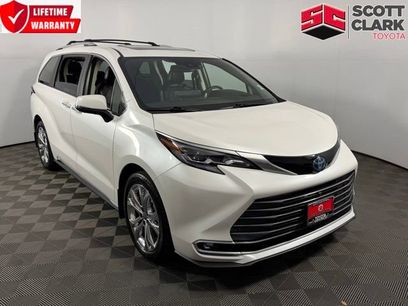 Used 2024 Toyota Sienna Platinum