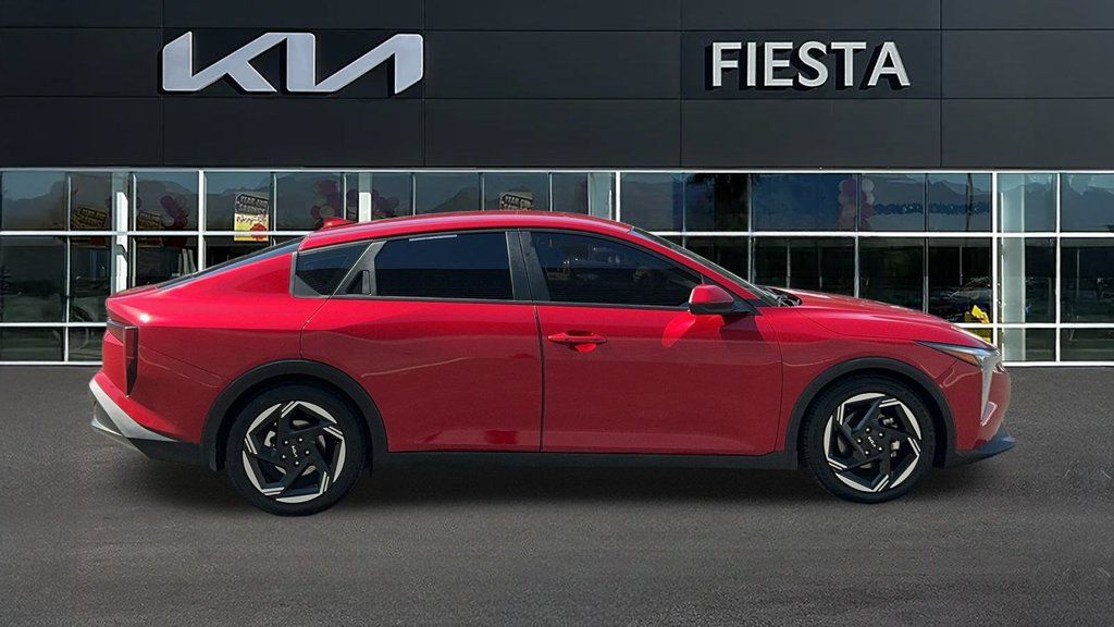 Used 2025 Kia K4 EX FWD image 6
