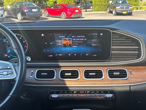 Used 2020 Mercedes-Benz GLE 350 4MATIC image 12
