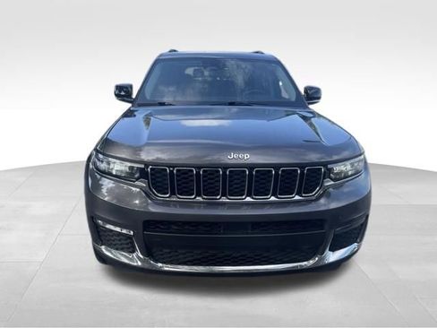Used 2023 Jeep Grand Cherokee L Limited w/ Trailer Tow Group (B) AWD/4WD image 6