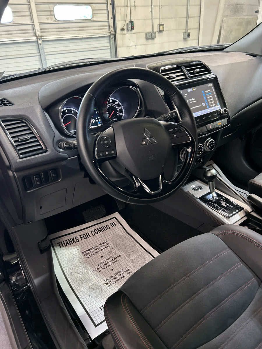 Used 2024 Mitsubishi Outlander Sport SE AWD/4WD image 9