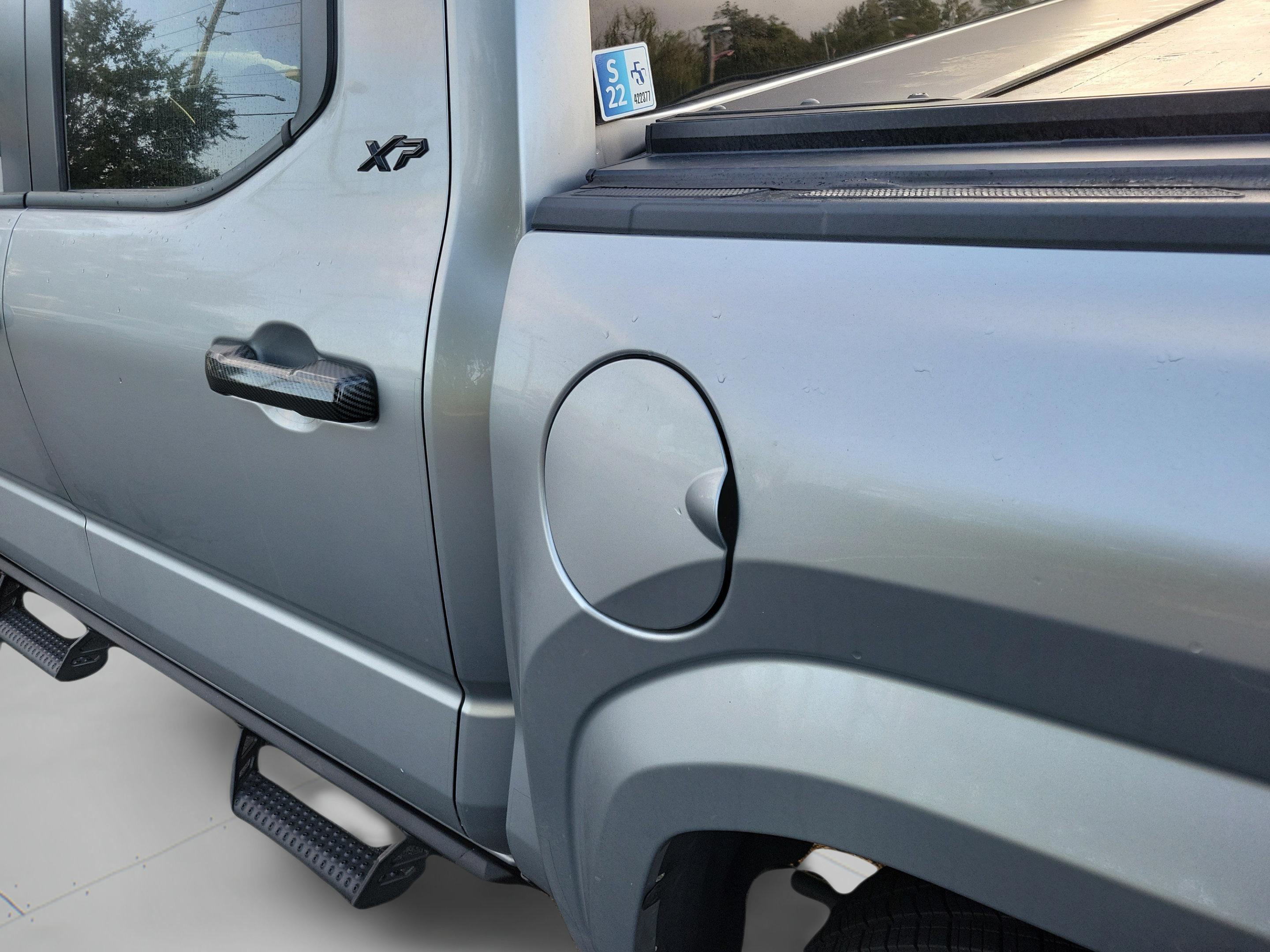 Used 2024 Toyota Tacoma SR5 AWD/4WD image 25