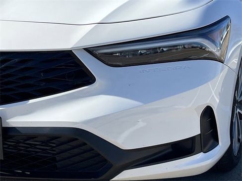 Certified 2025 Acura Integra image 9