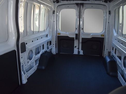 New 2026 Ford Transit 250 148 Medium Roof image 6