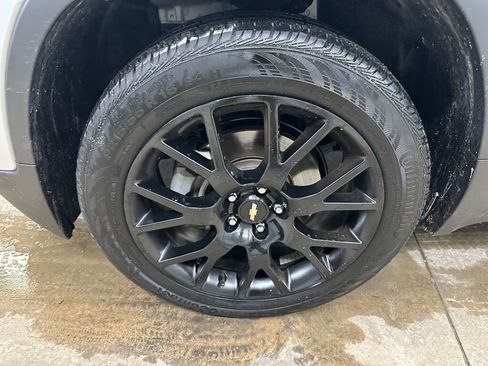 Certified 2022 Chevrolet Trax LT w/ Driver Confidence Package image 32