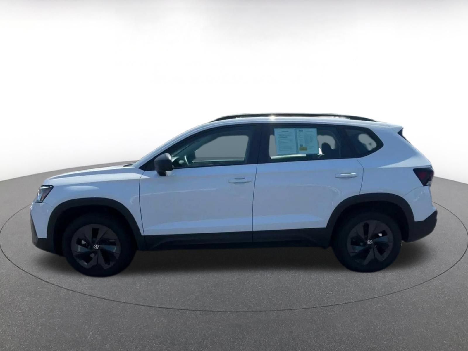 Used 2026 Volkswagen Taos S FWD image 8