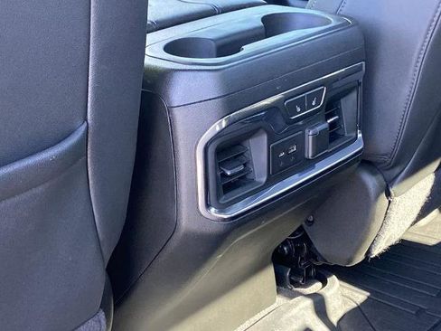 Used 2021 GMC Sierra 2500 SLT w/ SLT Premium Package image 17