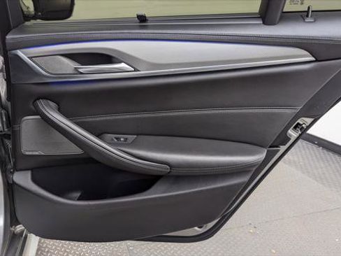 Used 2018 BMW M5 w/ Executive Package image 21