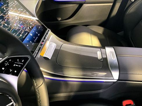 New 2026 Mercedes-Benz GLC 300 4MATIC image 10