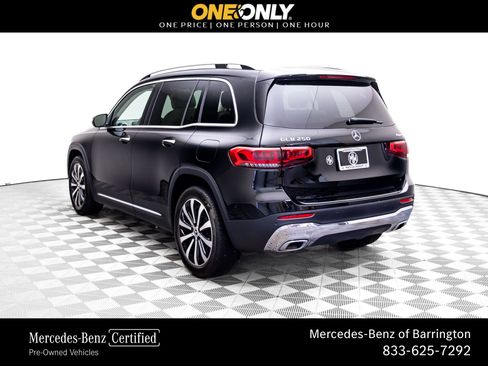 Used 2023 Mercedes-Benz GLB 250 4MATIC image 3