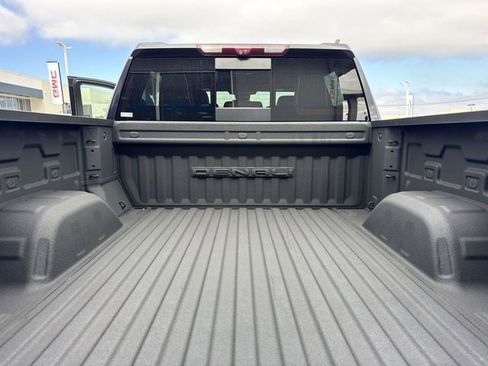 Used 2023 GMC Sierra 1500 Denali Ultimate image 10