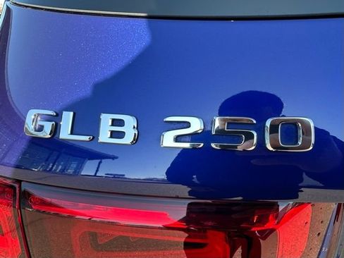 Certified 2023 Mercedes-Benz GLB 250 4MATIC image 9