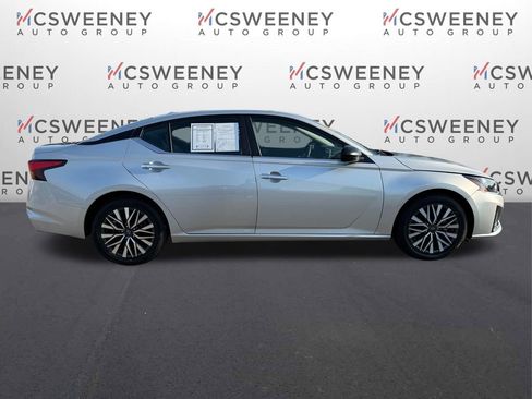 Used 2025 Nissan Altima 2.5 SV image 6