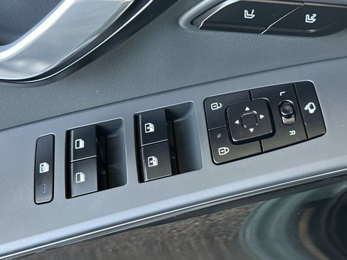 Certified 2024 Kia Niro SX Touring FWD image 14