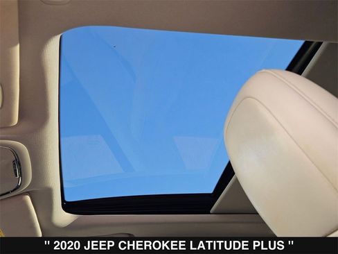 Used 2020 Jeep Cherokee Latitude Plus w/ Cold Weather Group image 36