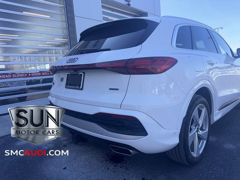 Used 2025 Audi Q5 Prestige image 33