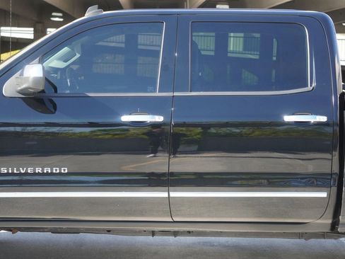 Used 2014 Chevrolet Silverado 1500 LTZ Z71 w/ LTZ Plus Package AWD/4WD image 25